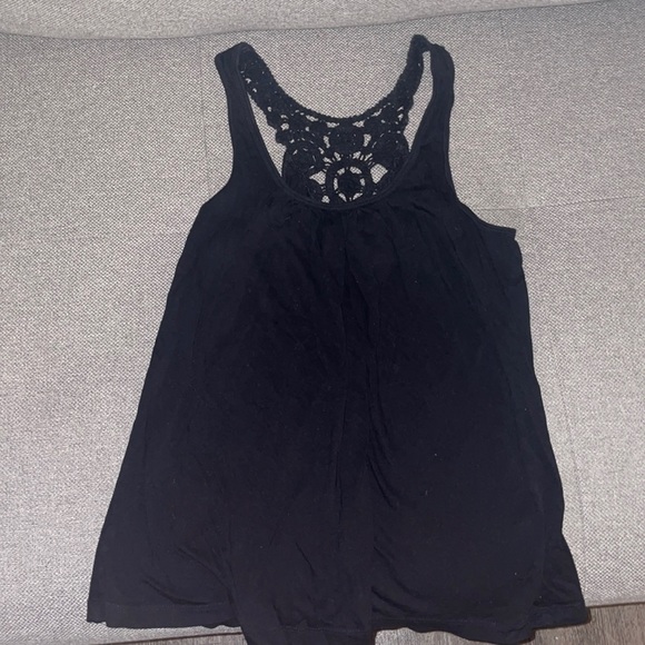 Small black tank - Picture 1 of 1